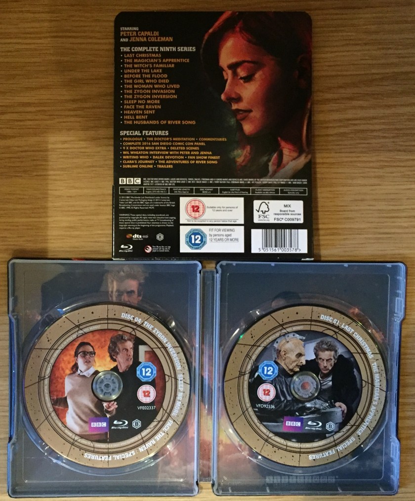 Doctor Who Series 9 Steelbook Blu-Ray - Cover showing episodes and extras, plus the discs inside
