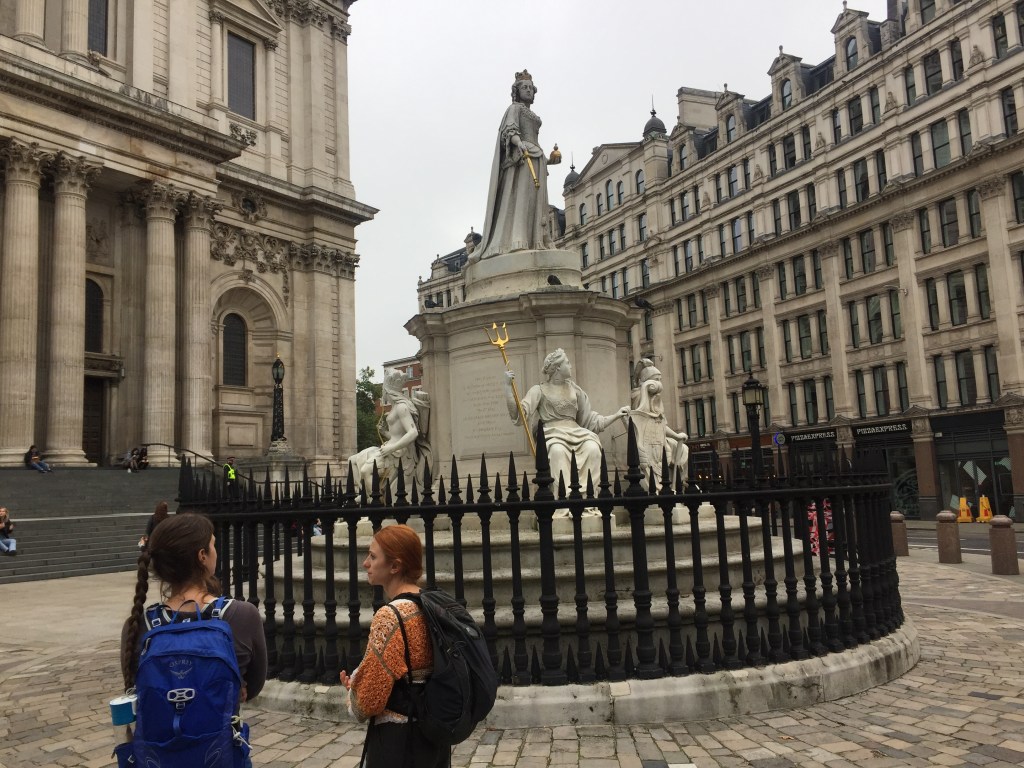 Queen Anne statue outside St Paul's Cathedral