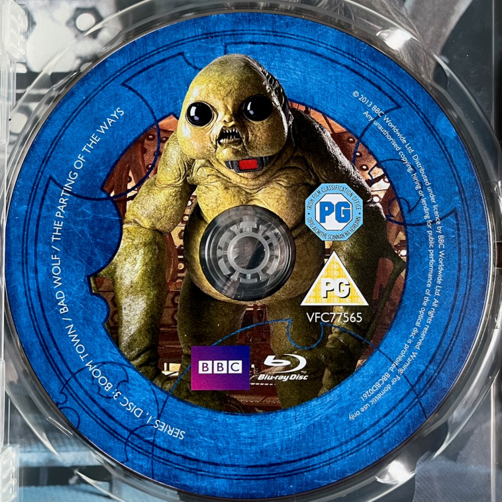 Doctor Who Series 1, Blu-ray Disc 3, featuring an image of the green Slitheen alien.